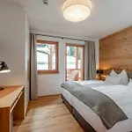 Skylodge Alpine Homes アパートホテル ハウス・イム・エンスタール