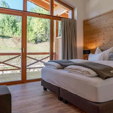 Apartmanhotel Skylodge Alpine Homes Haus im Ennstal