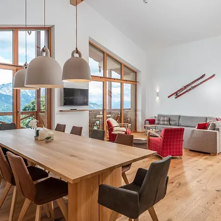 Skylodge Alpine Homes 4*