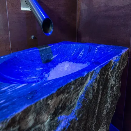 Skylodge Alpine Homes