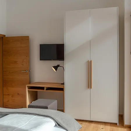 Skylodge Alpine Homes *