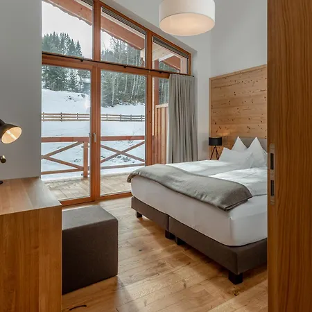 Skylodge Alpine Homes מלון דירות האוס