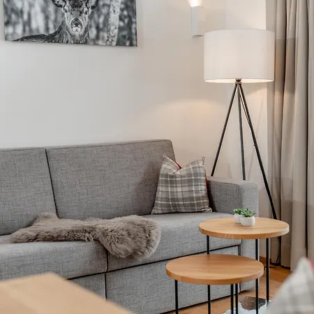 Skylodge Alpine Homes 4*