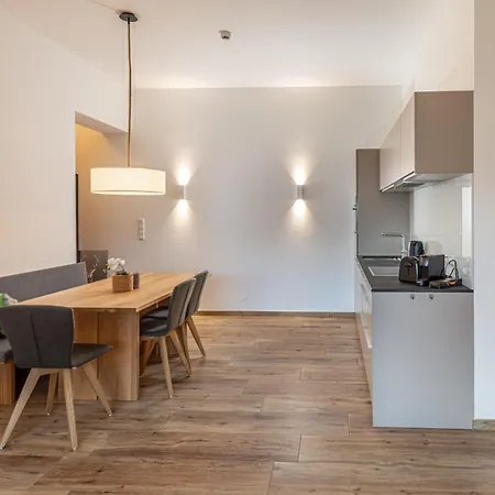 Skylodge Alpine Homes Apartmanhotel