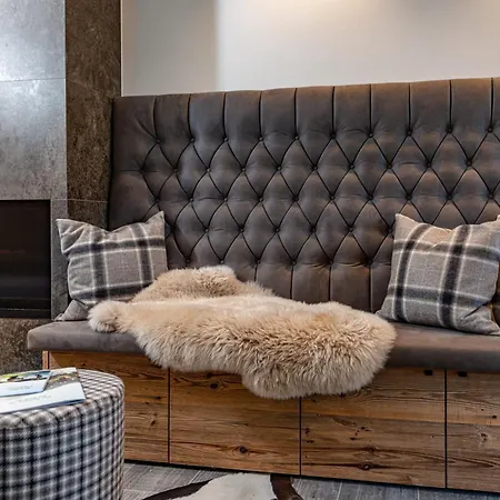 Skylodge Alpine Homes 4*