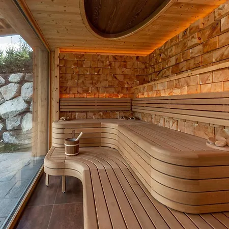 Skylodge Alpine Homes
