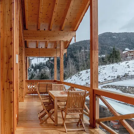 Skylodge Alpine Homes Apartahotel 4*