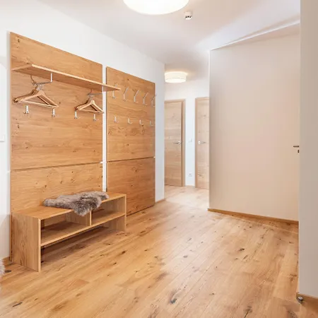 Skylodge Alpine Homes