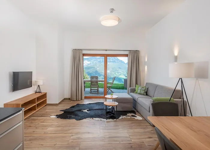Skylodge Alpine Homes Apartahotel 4*