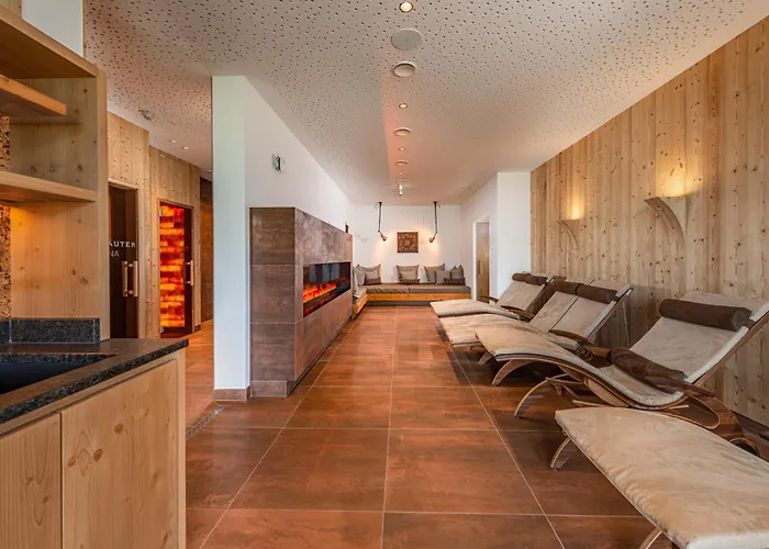 Skylodge Alpine Homes 4* האוס