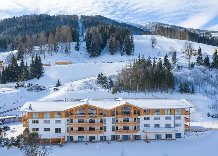 Skylodge Alpine Homes מלון דירות 4*