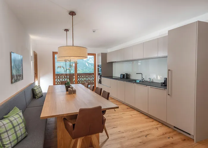 Skylodge Alpine Homes